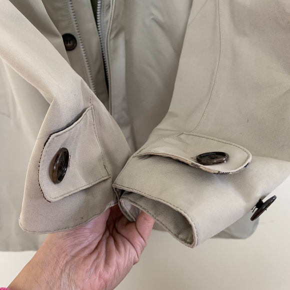 Barbour PLUS Colt Waterproof Trench Coat Beige - Picture 5 of 8
